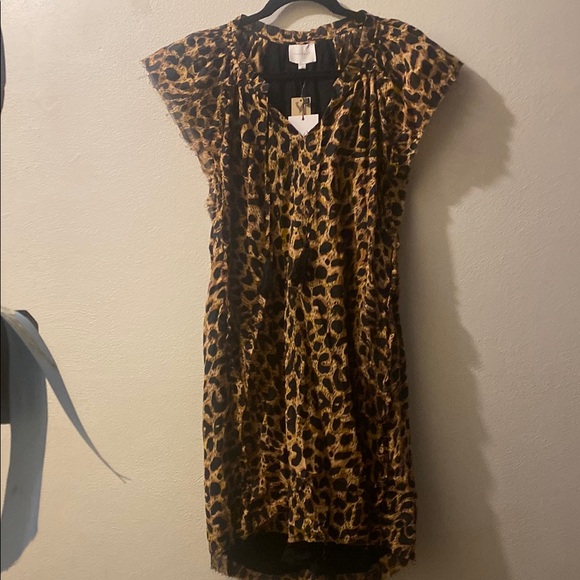 Sundays Women size Medium Wild Animal (leopard)Patterned Dress - Picture 2 of 16